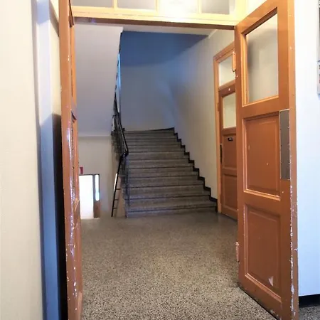 Lejlighed Homelike 1Br Apartment In Historical Building